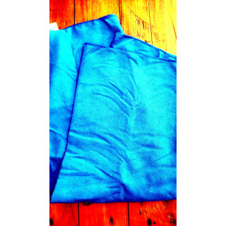 Serviette bleue de piscine