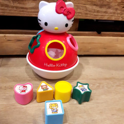 Boîte à formes Hello Kitty
