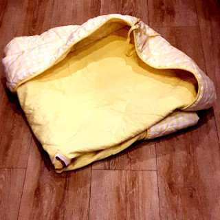 Fond de parc en tissu dessous plastifié jaune imprimé ours 90/105