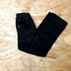 Pantalon noir élastique à la taille