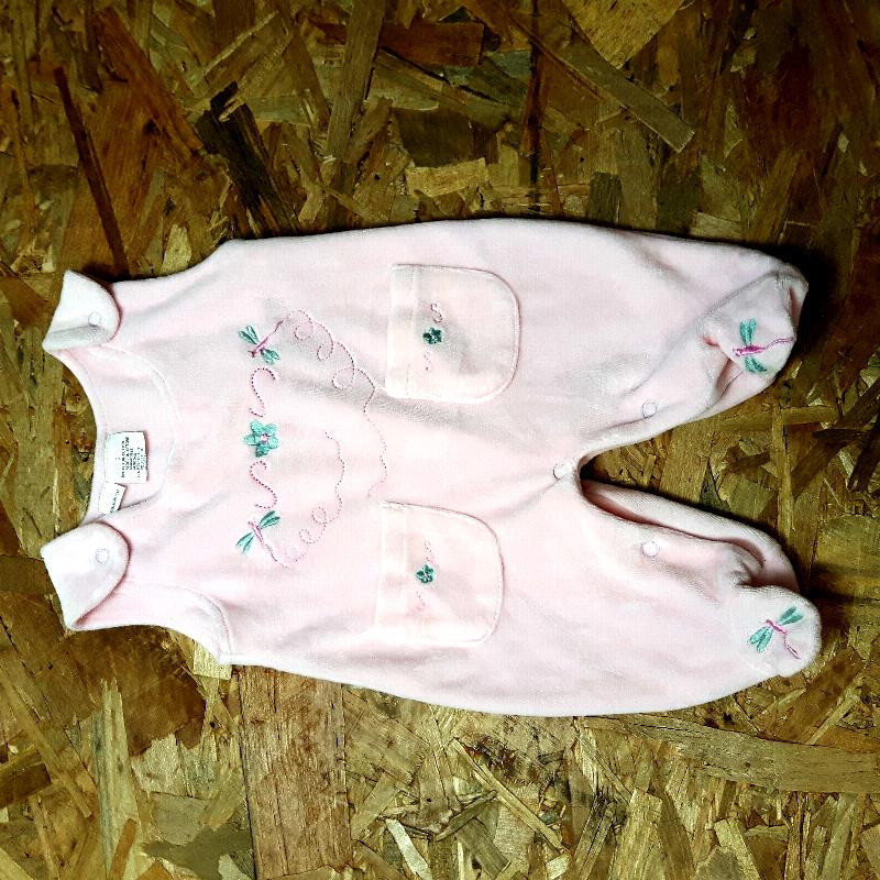 Pyjama velours rose pale sans manches broderie fleur et libellules grises