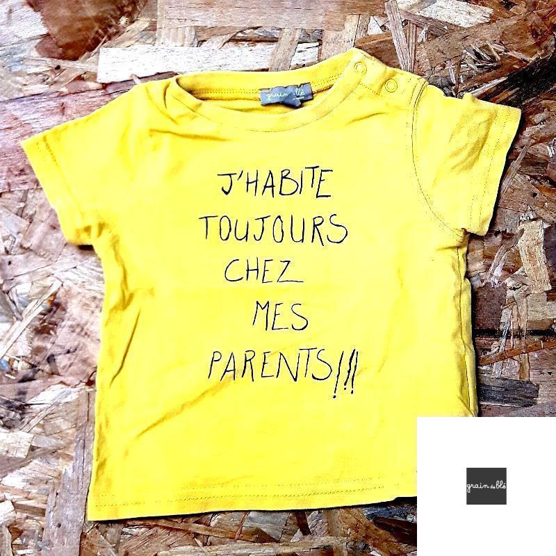 T shirt MC jaune "j'habite toujours chez mes parents"