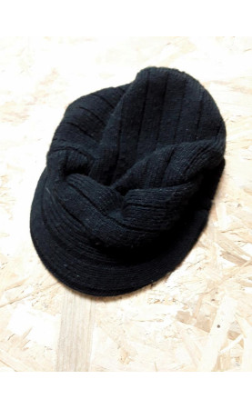 Bonnet lainage noir à visière T53