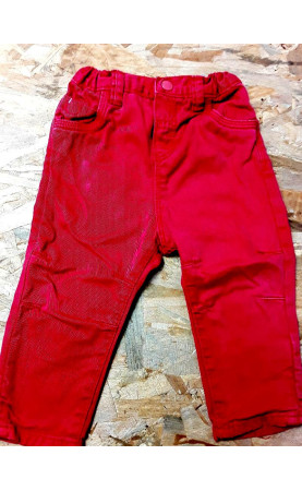 pantalon rouge coutures aux...