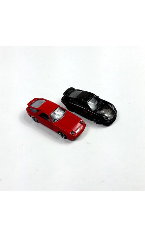 Lot de deux voitures de courses noire et rouge
