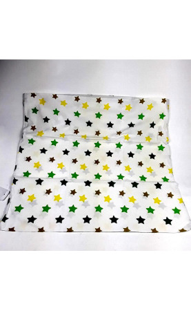 Taie d'oreiller blanche étoiles vertes