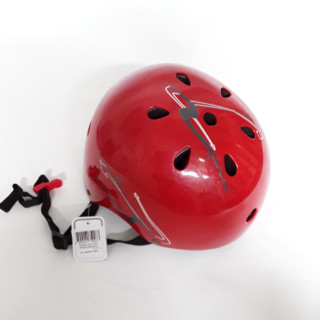 Casque pour vélo rouge