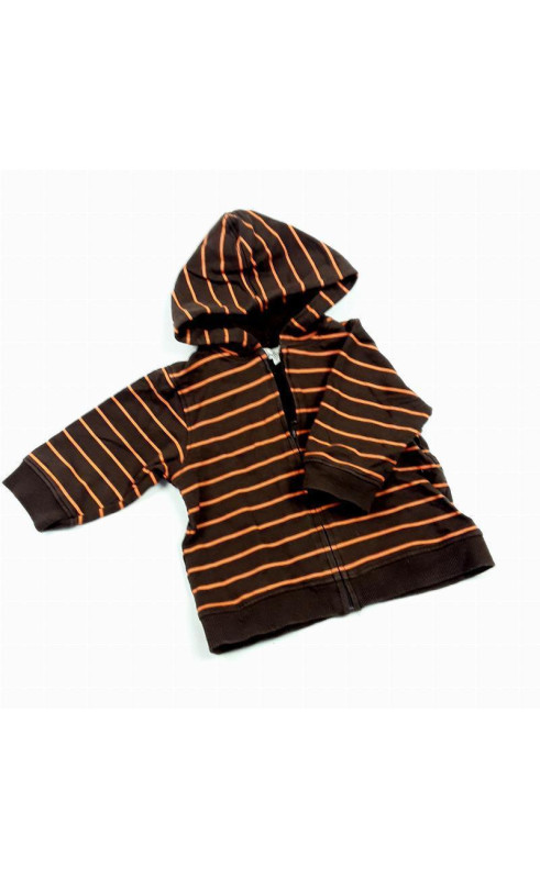 Gilet à capuche marron et rayures orange