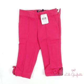 Pantalon rose avec nœud en bas