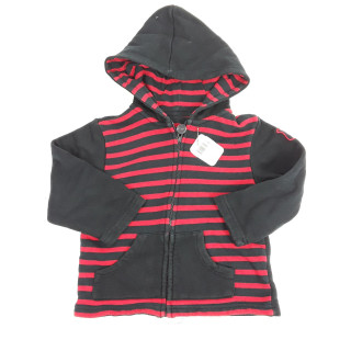 Gilet zippé rouge et noir à capuche