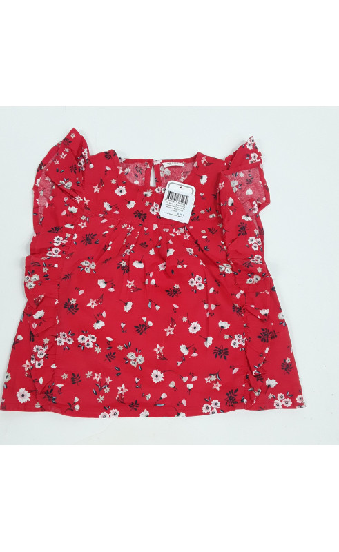 blouse rouge avec froufrou au manches motif fleurs