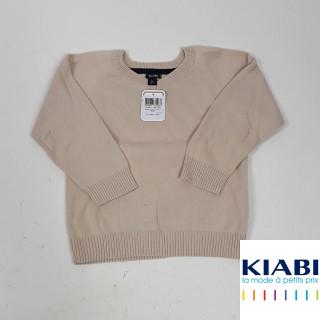 pull beige avec col en v