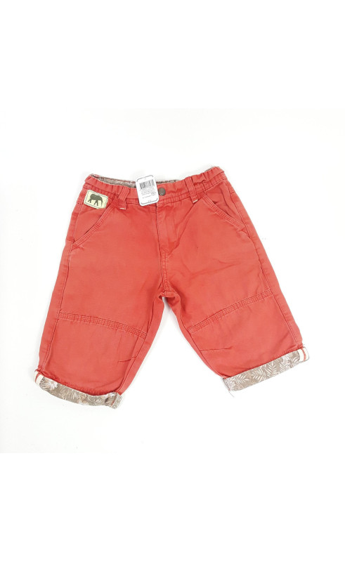 short rouge vec motif éléphant en haut