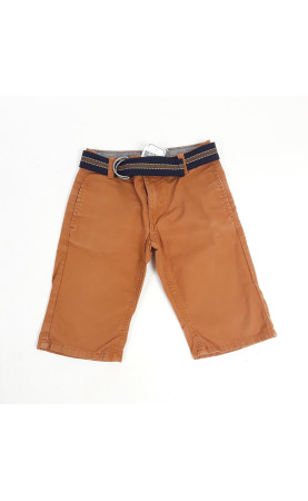 Short marron avec ceinture...