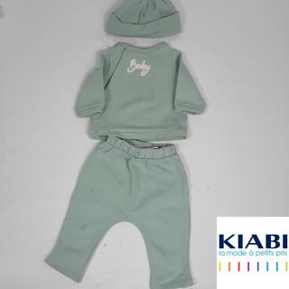 ensemble 3 pièces vert pull et jogging avec un bonnet