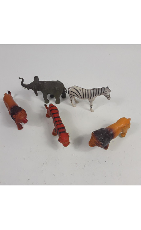 Animal en plastique gros modèle