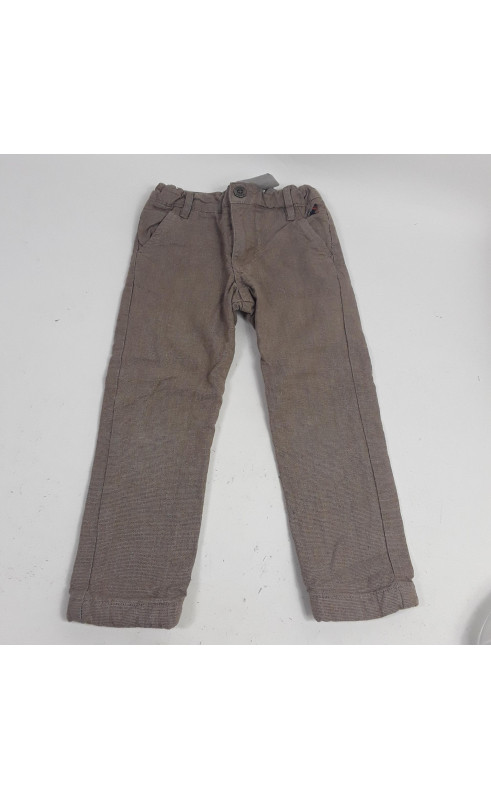 pantalon doublé marron motif avion au niveau de la poche