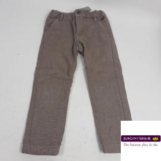 pantalon doublé marron motif avion au niveau de la poche