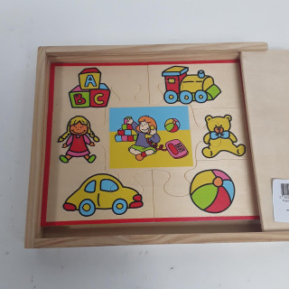 Puzzle en bois  pièce dans boite